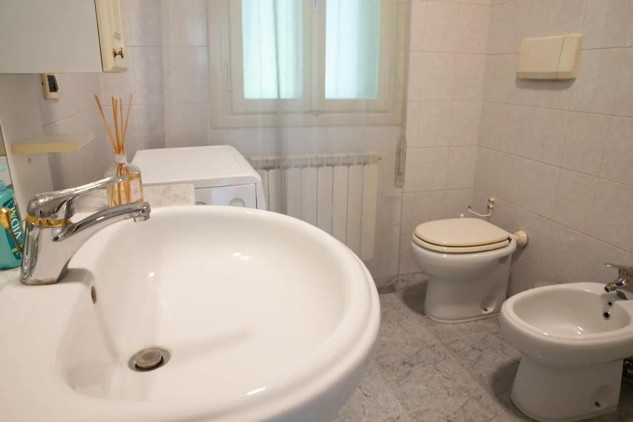 House Anna Apartment Mestre 0*,  Italy